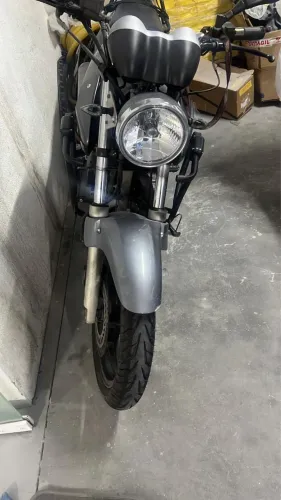 Moto cbx Twister