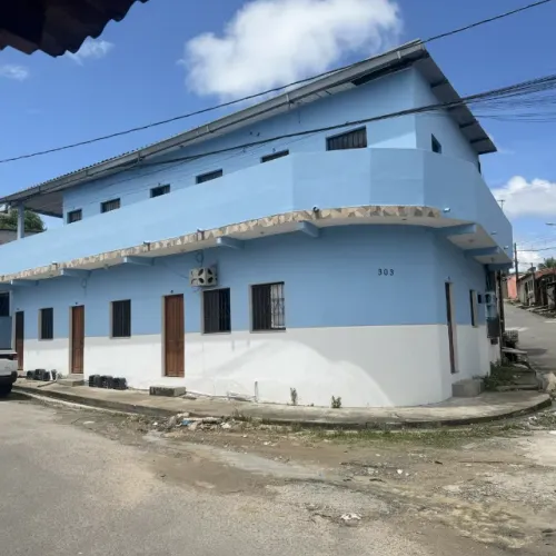 Prédio de kitnets estrategicamente localizado em Manaus!