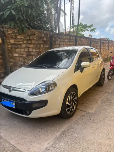 Fiat Punto Attractive 1.4 Fire Flex 8V 5P 2016