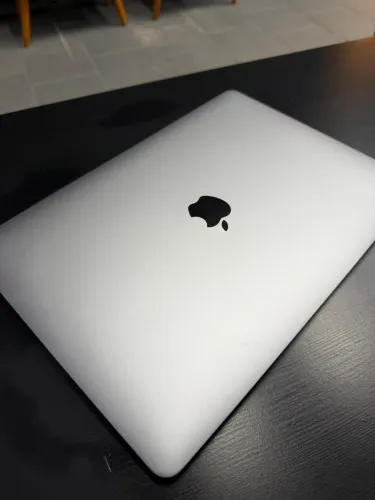 macbook air 2020 m1