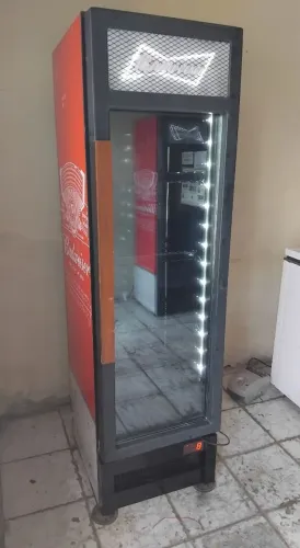 Freezer cervejeiro expositor
