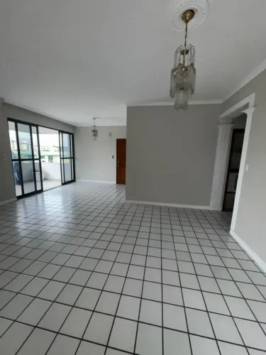 Apartamento no Cond. Rio Amazonas no Aleixo