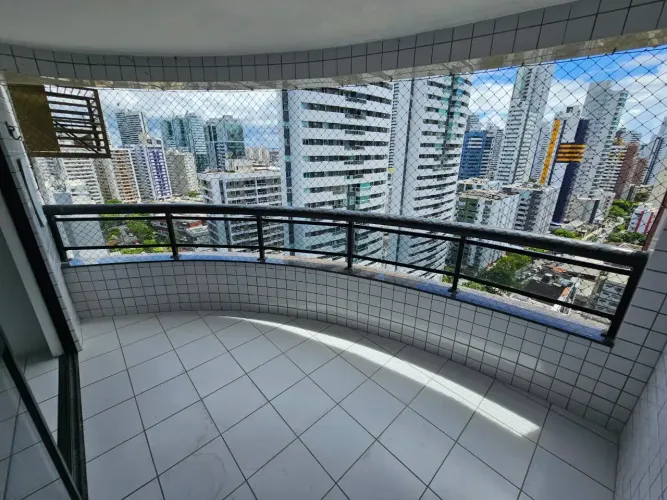 PRÓXIMO DE TUDO EM BOA VIAGEM CONFORTO, SEGURANÇA E QUALIDADE DE VIDA!