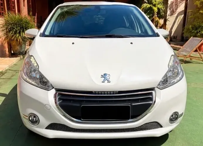 Peugeot 208 Allure 1.5 Flex 8V 5P 2014