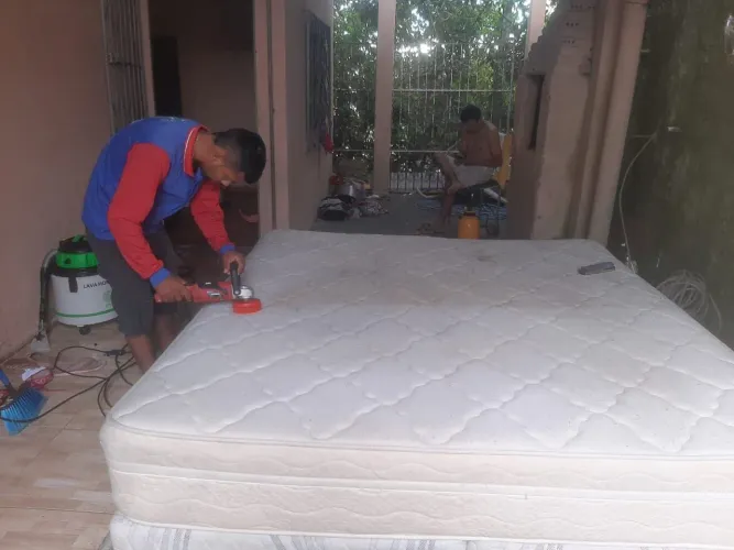 Lavagem a seco em colchão e camabox. Atendemos em domicílio. 