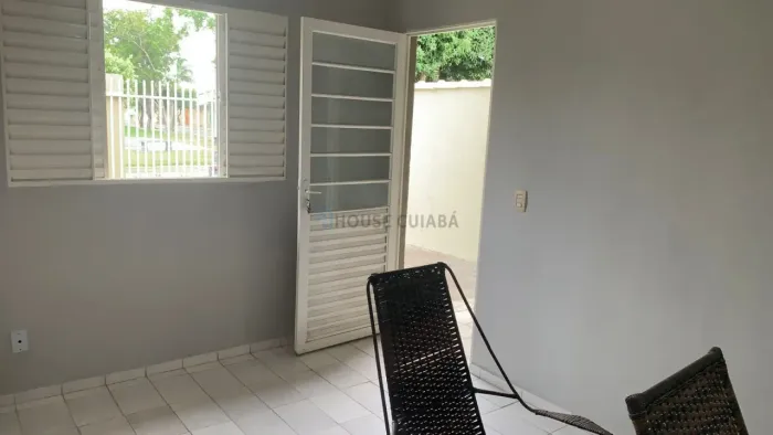 VENDO!!! Uma casa quitada no residencial condomínio Coxipones na região do Coxip