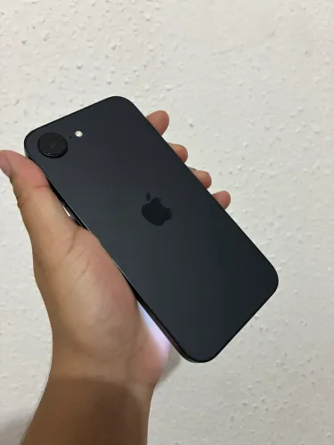 iPhone 16E vendo ou troco!