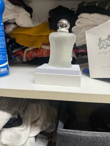 Perfume valaya di marly