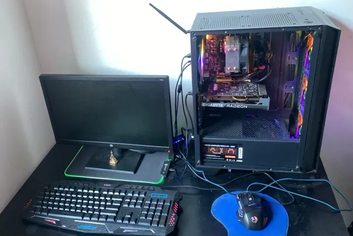 Pc Gamer, detalhe na placa de vídeo.. parou de sair som