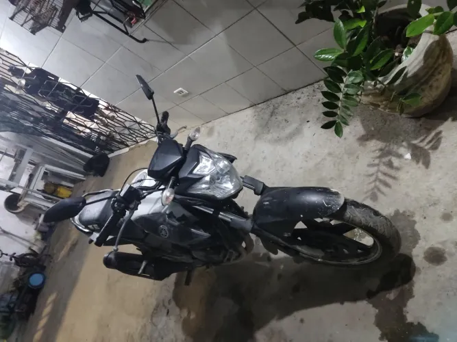 Vende-se Yamaha fazer 250 2017
