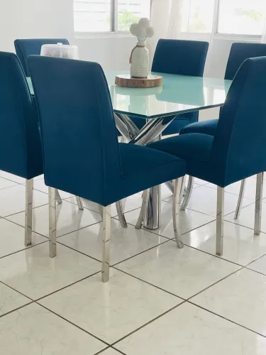 Mesa Vídro e aço inox 6 cadeiras em sued