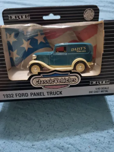 Ford Panel Truck 1932