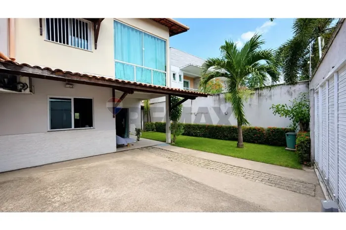 CASA DUPLEX NO CORAÇÃO DO PASSARÉ.