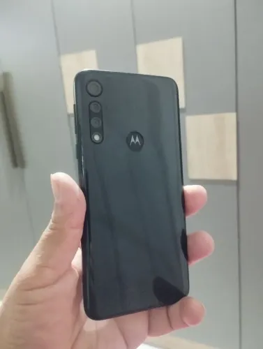 Moto G8 play