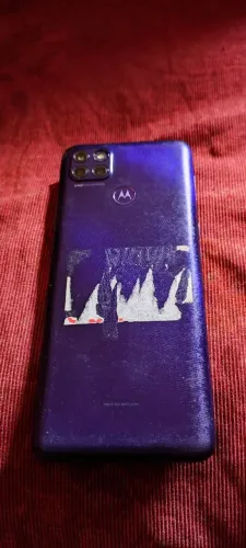 Vendo esse celular Motorola pra retirada de peças
