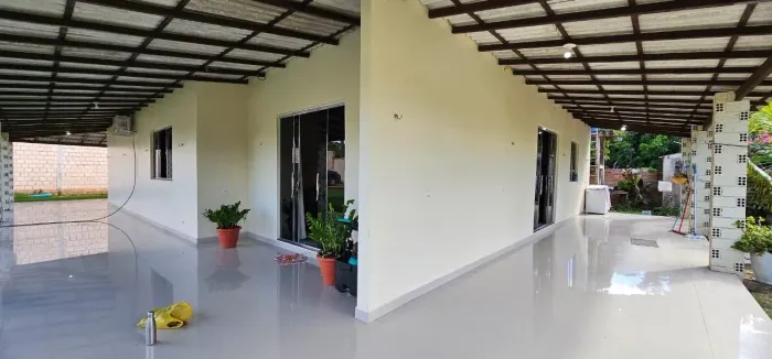 Essa linda casa em alter do chão pode ser sua, a poucos metros da praia ilha do amor