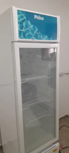 Geladeira expositora philco 220 V