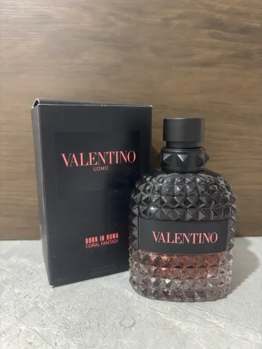 Perfume Valentino uomo born in roma coral fantasy