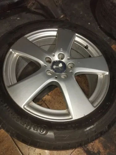 Vendo 4 jante com pneu mercedes benz 