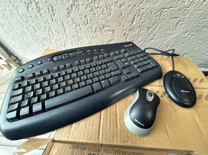 Microsoft Wireless Optical Desktop 2.1.