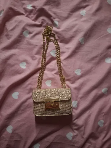 Bolsa dourada de festa 