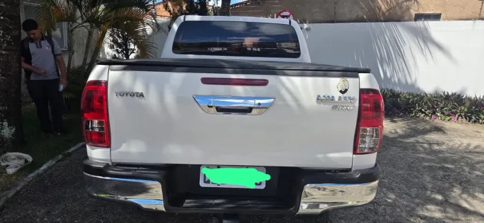 Toyota Hilux CD SRV 4X4 2.8 TDI Diesel Aut. 2017