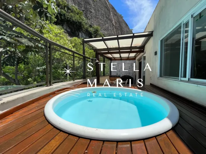 Lagoa, Cobertura duplex reformada com piscina, 4 quartos sendo 2 suítes, 2 vagas de garage