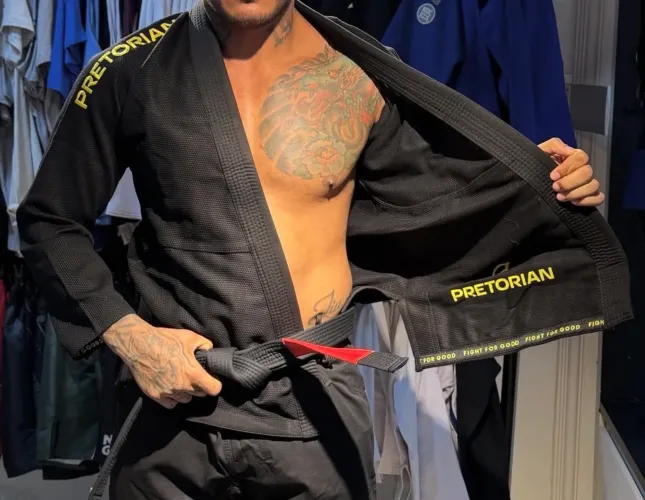 KIMONO PRETO PRETORIAN A1