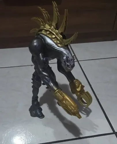 Boneco Ação Monstro / Alienígena Articulado (Estilo Max Steel)