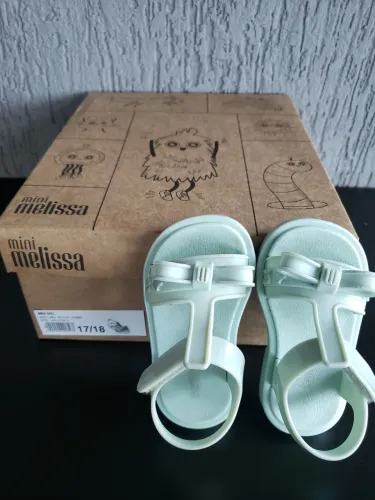 Mini Melissa
