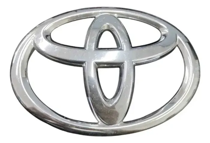 Emblema Grade Dianteira Toyota Hilux 2012 2015 Prateado