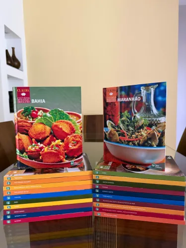 Rara! Coleção Cláudia Cozinha Regional Brasileira - 23 Vol (Capa Dura)