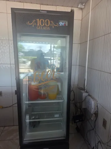 Maquinario para bar e lanchonete.
