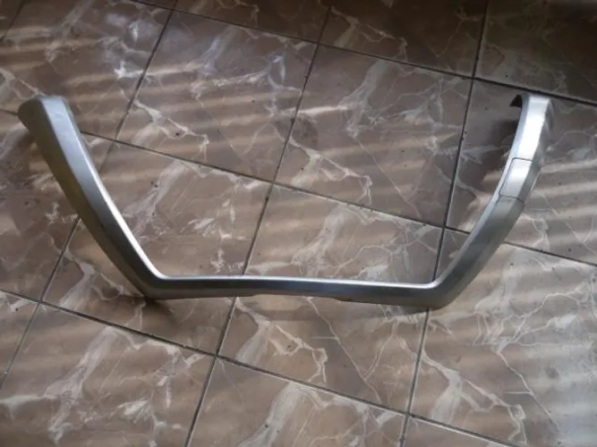Moldura do parachoque dianteiro toyota etios cross