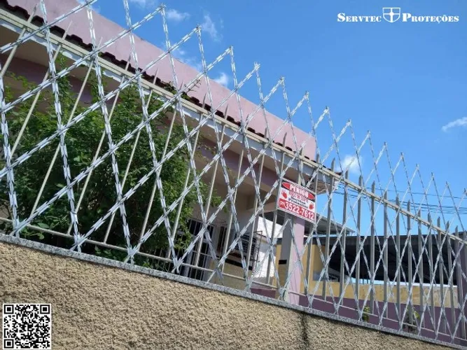 Tela losangular cortante para gades e muro da Servtec Rj