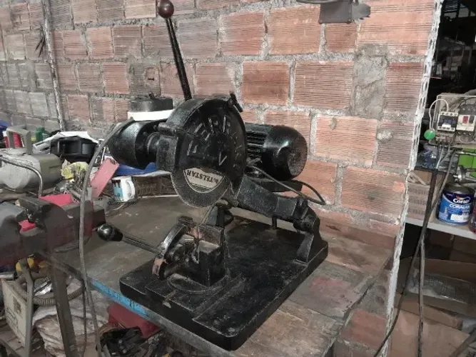 Policorte industrial 10" 220/380 V