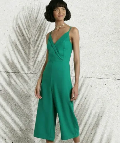 Macacão verde feminino