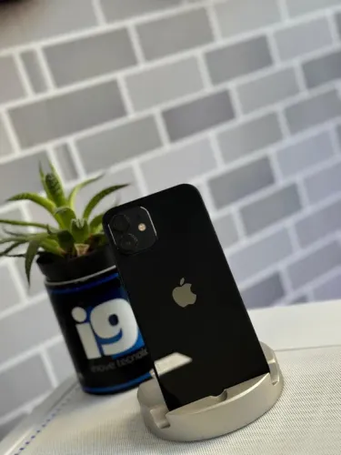 iPhone 12 Preto 64GB 81% bateria, 3 meses de garantia