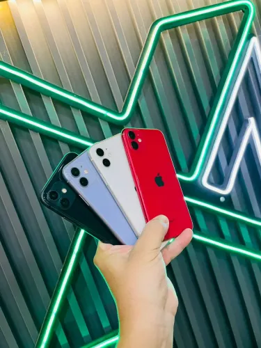 iPhone 11 com preço baixo e garantia - o presente ideal 