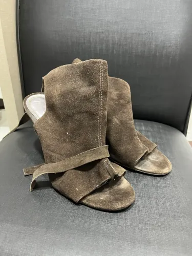 Ankle boot camurça marrom escuro tamanho 38