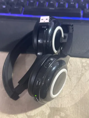 Headphone sem fio Logitech H600 com receptor e bluetooth