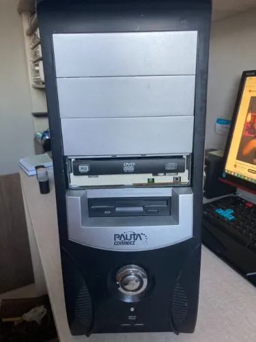 Gabinete Computador Antigo Pauta Connect Gamer Com Alça (Usado)