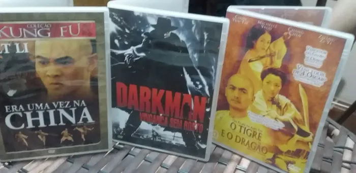 DVDs de filmes de ação: Era Uma Vez Na China, Darkman e O Tigre...
