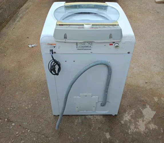 Máquina de lavar roupa 