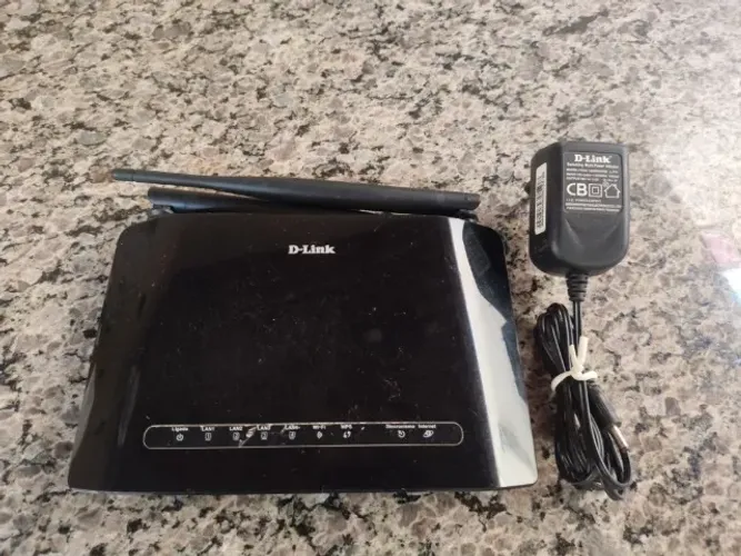 Modem D-LINK DSL 2740E