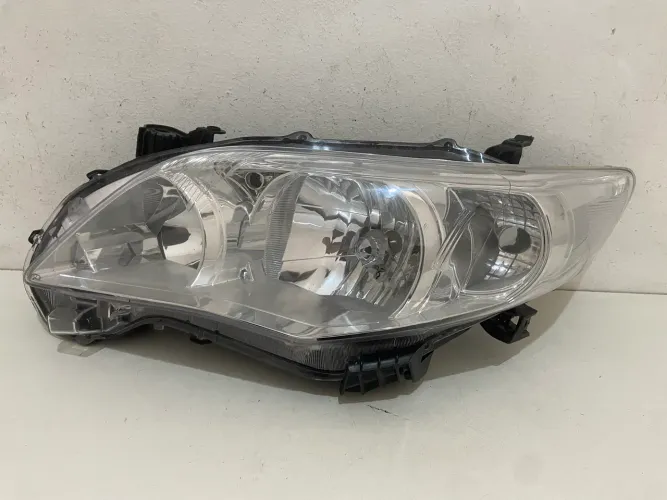 Farol Corolla 2013 2013 2014 Lado Esquerdo ( Da Marca TYC) 