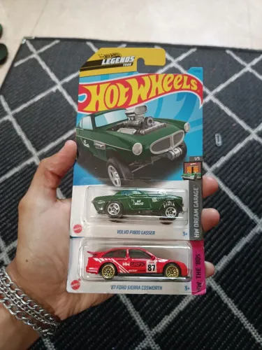 Hot Wheels