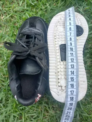 Tenis infantil para usar em climas frios