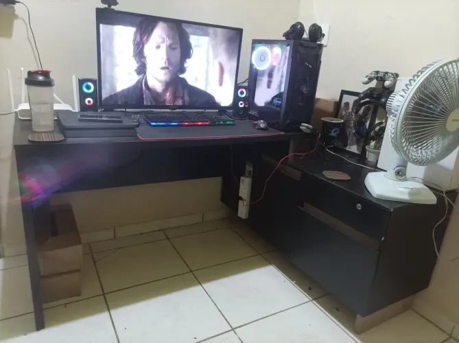 Mesa escritório 