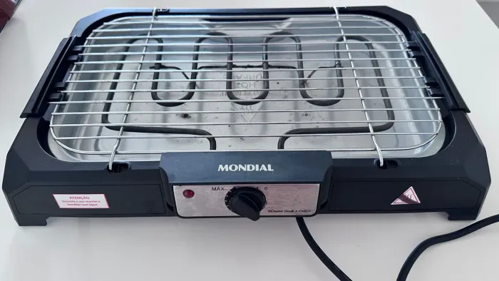 Grill Elétrico Mondial Grand Steak & Grill